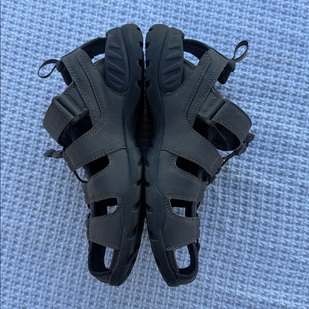 Teva Men’s 9 Dark Gray Sandals hiking sandals - Picture 2 of 9